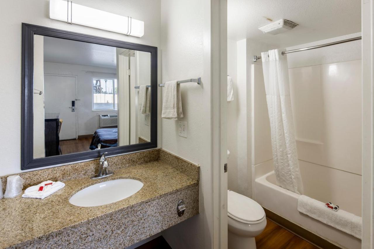 Super 8 By Wyndham Phoenix West Extérieur photo